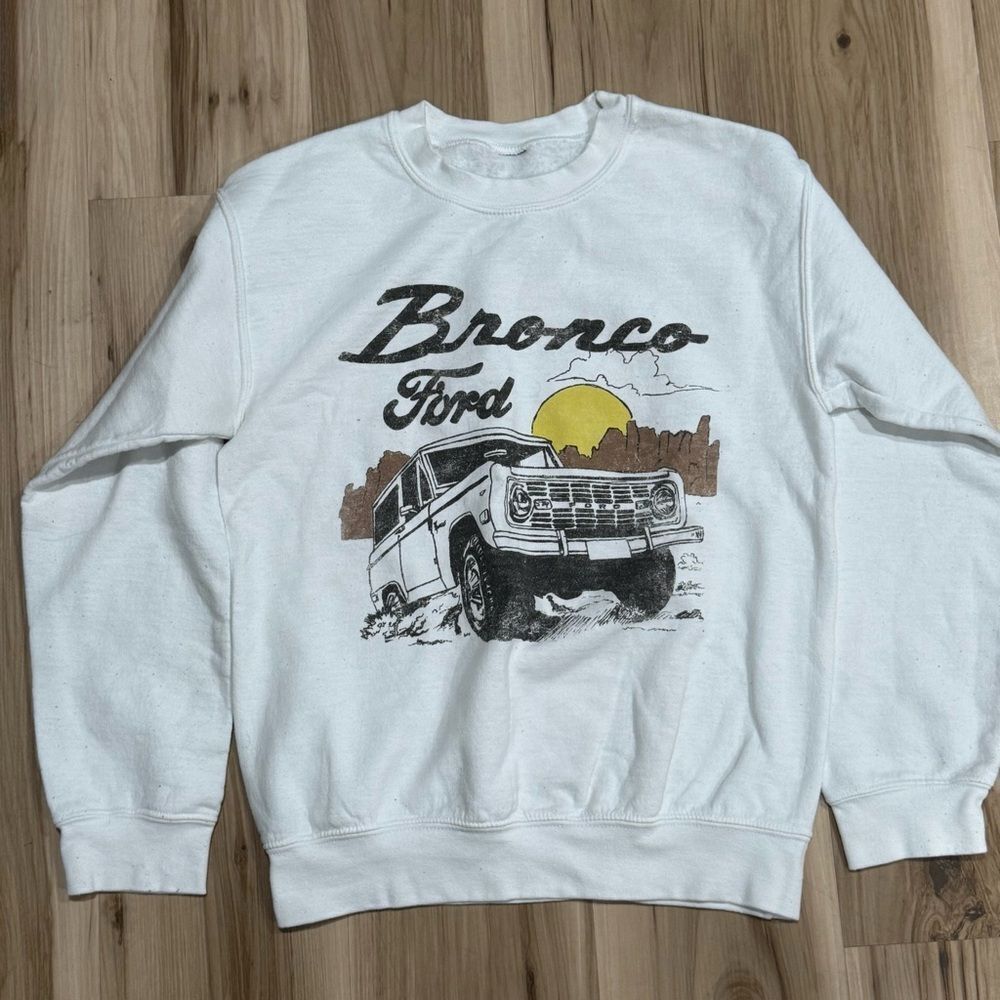 Ford Bronco White Crewneck Sweatshirt Women’s XS